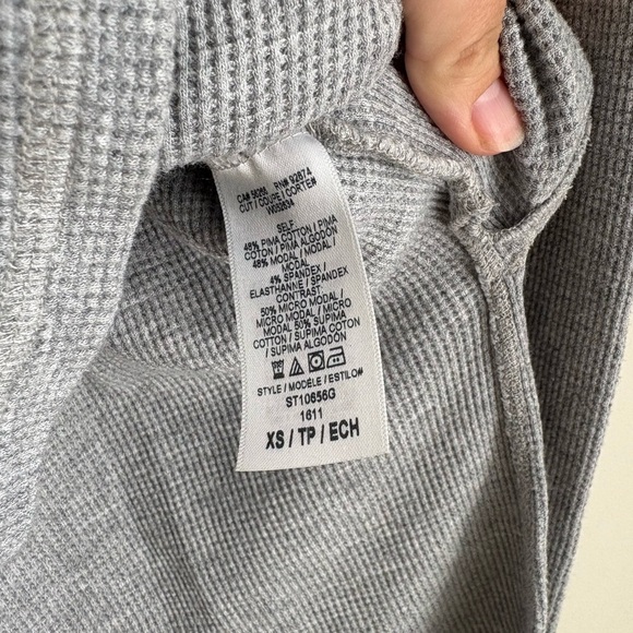 Splendid Lace Up Front Waffle Hoodie - Picture 3 of 4